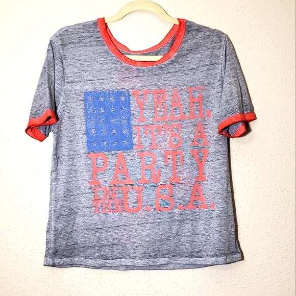 Miley Cyrus Lyric It's a Party In The USA Sz 2x - Picture 1 of 10